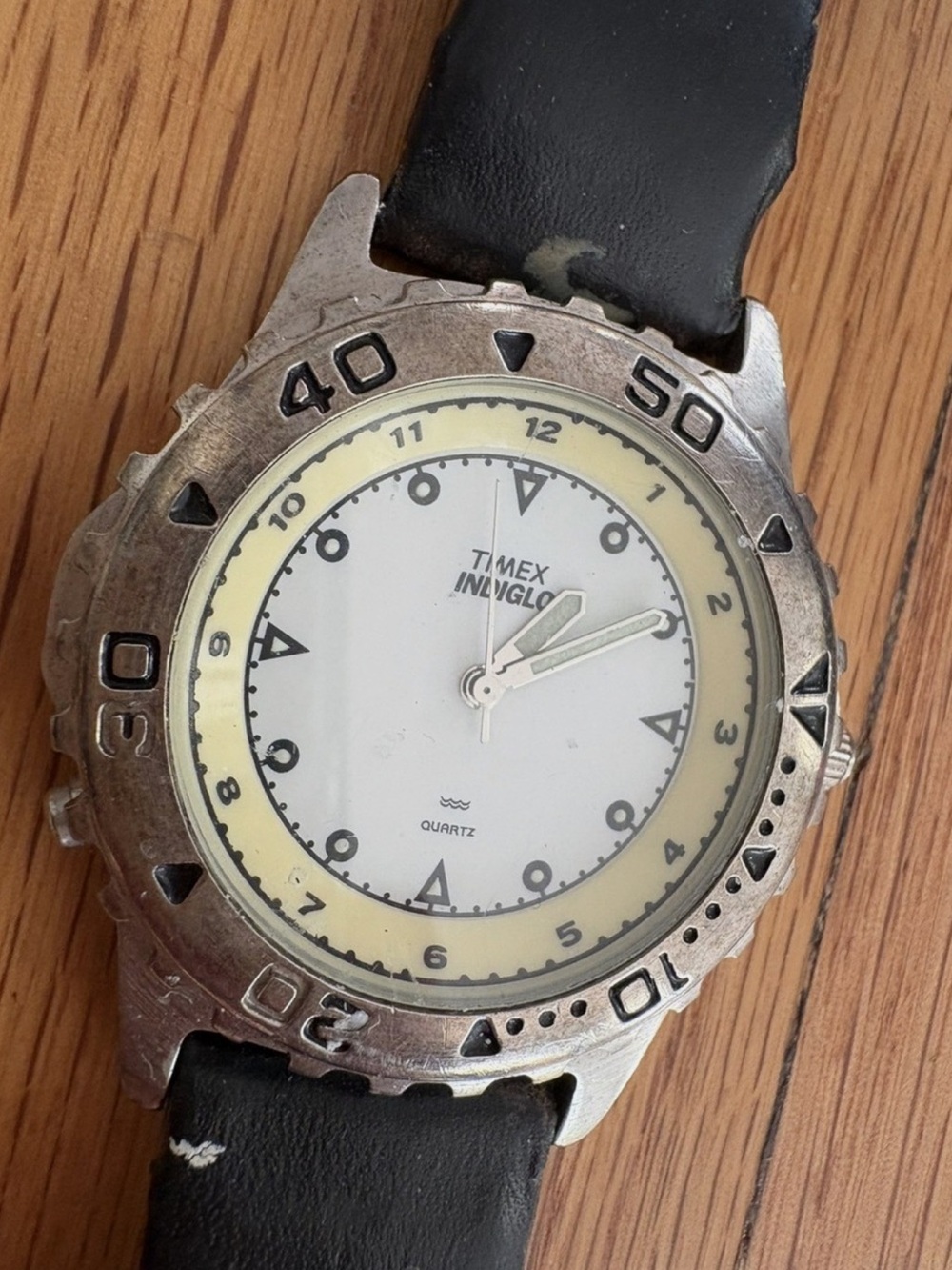 Vintage Timex Indiglo Quartz CR 1025 Cell Watch Leather Strap